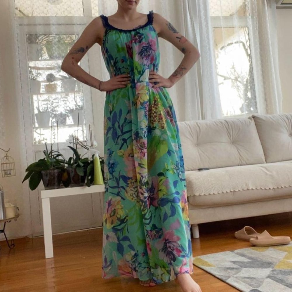 Women Great Dress Flowers